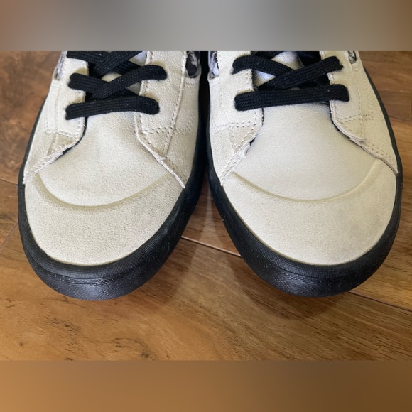 Vans The Lizzie Pretty Guardian Sailor Moon - Picture 7 of 16